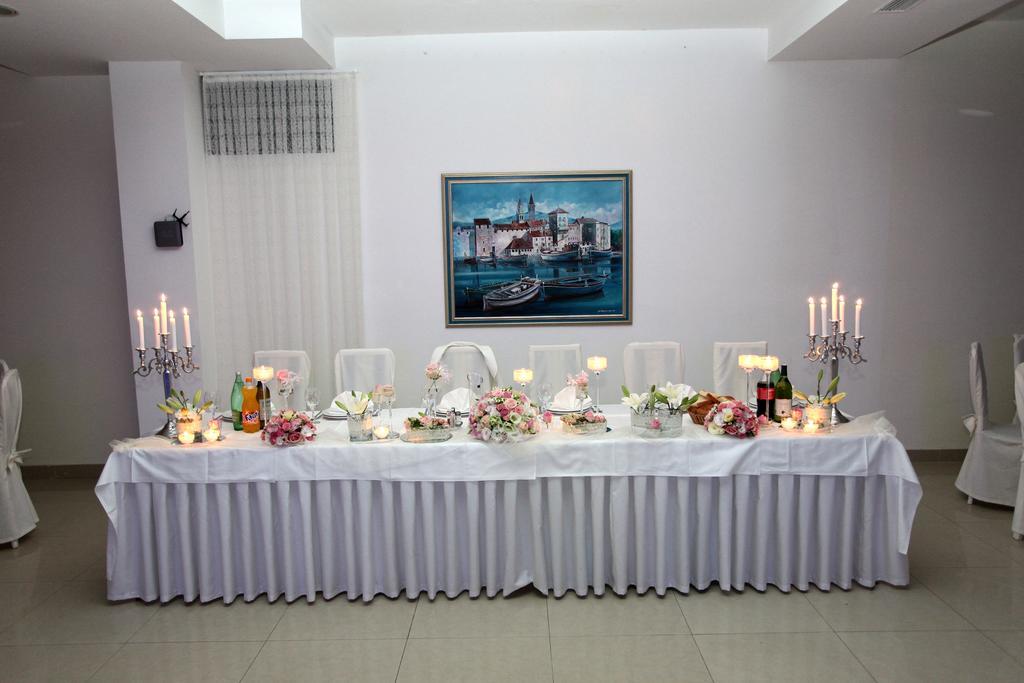 Villa Sveti Kriz Trogir Ngoại thất bức ảnh