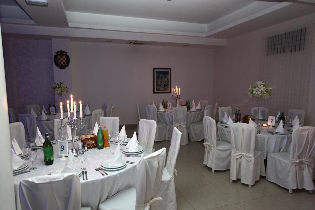 Villa Sveti Kriz Trogir Ngoại thất bức ảnh